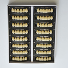 Зубы акриловые 3х слойные Kaifeng (гарнитур 28 зубов) HUGE DENTAL